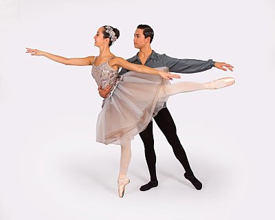 dancers2.jpg